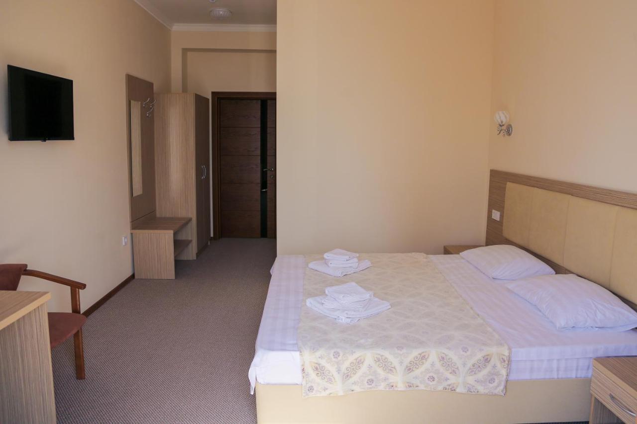 Hotel Bella 加格拉 外观 照片