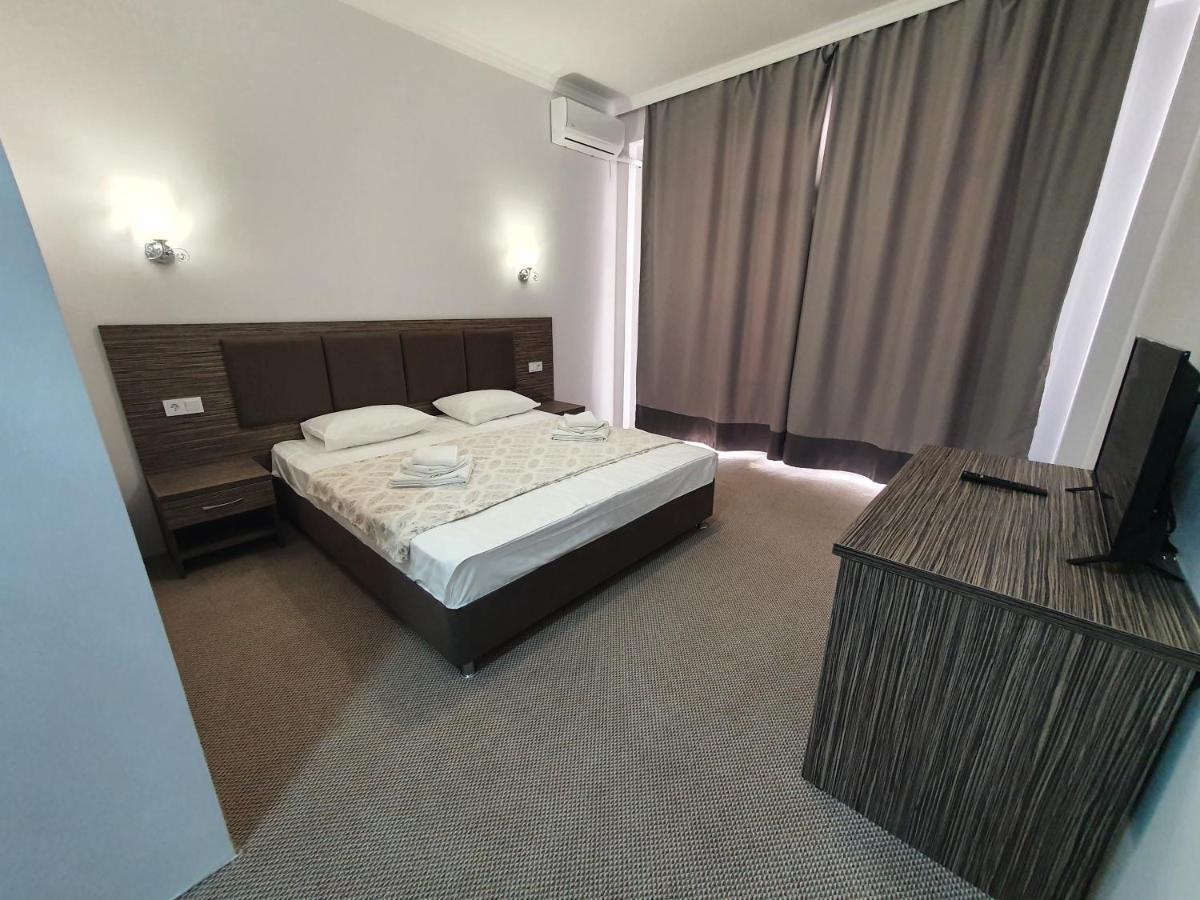 Hotel Bella 加格拉 外观 照片